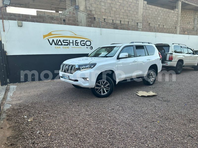 Big with watermark toyota land cruiser prado maputo maputo 22808