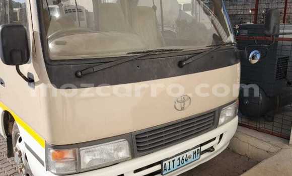 Tenga Tsaru Toyota Coaster Bhurawuni Mota in Maputo in Maputo Tenga Tsaru Toyota Coaster Bhurawuni Mota in Maputo in Maputo