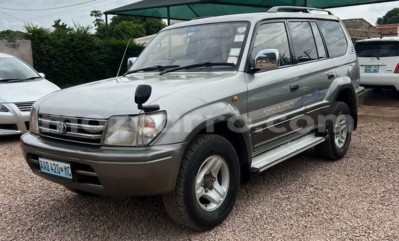 Nunua Ilio tumika Toyota Land Cruiser Brown Gari ndani ya Maputo nchini Maputo Nunua Ilio tumika Toyota Land Cruiser Brown Gari ndani ya Maputo nchini Maputo