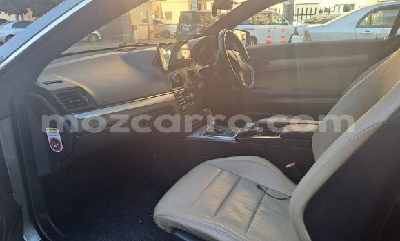 Comprar Novo Mercedes-Benz E200 Prata Carro em Maputo em Maputo Comprar Novo Mercedes-Benz E200 Prata Carro em Maputo em Maputo