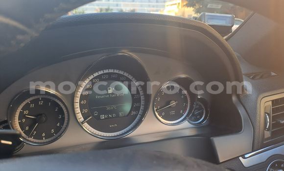 Comprar Novo Mercedes-Benz E200 Prata Carro em Maputo em Maputo Comprar Novo Mercedes-Benz E200 Prata Carro em Maputo em Maputo