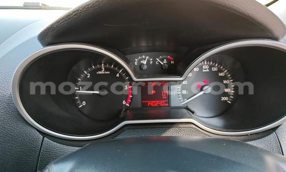 Comprar Novo Toyota Hilux Prata Carro em Maputo em Maputo Comprar Novo Toyota Hilux Prata Carro em Maputo em Maputo