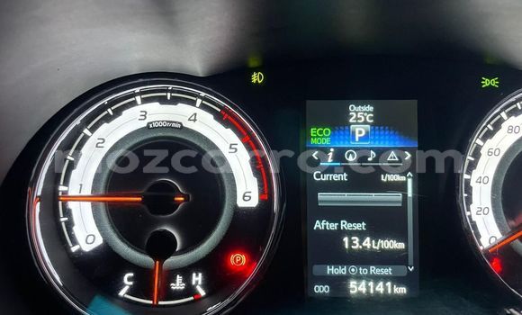 Comprar Novo Toyota Hiluxe Revo Branco Carro em Maputo em Maputo Comprar Novo Toyota Hiluxe Revo Branco Carro em Maputo em Maputo