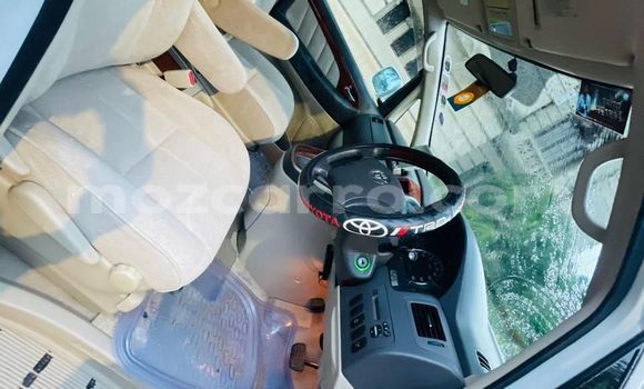 Comprar Usado Toyota Alphard Branco Carro em Maputo em Maputo Comprar Usado Toyota Alphard Branco Carro em Maputo em Maputo
