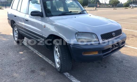 Tenga Tsaru Toyota RAV4 Zvimwe Mota in Maputo in Maputo