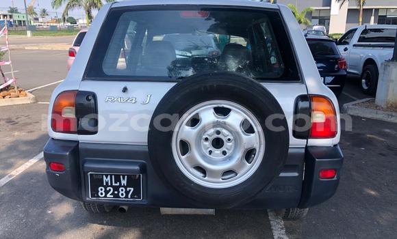 Comprar Usado Toyota RAV4 De outros Carro em Maputo em Maputo Comprar Usado Toyota RAV4 De outros Carro em Maputo em Maputo