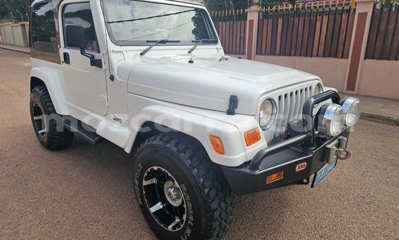 Comprar Usado Jeep Wrangler Branco Carro em Maputo em Maputo Comprar Usado Jeep Wrangler Branco Carro em Maputo em Maputo