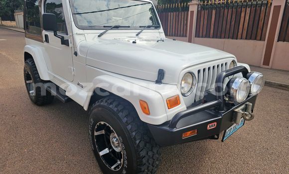 Comprar Usado Jeep Wrangler Branco Carro em Maputo em Maputo Comprar Usado Jeep Wrangler Branco Carro em Maputo em Maputo