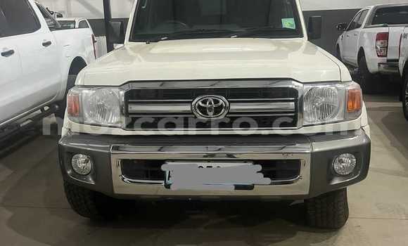 Comprar Usado Toyota Land Cruiser Branco Carro em Maputo em Maputo