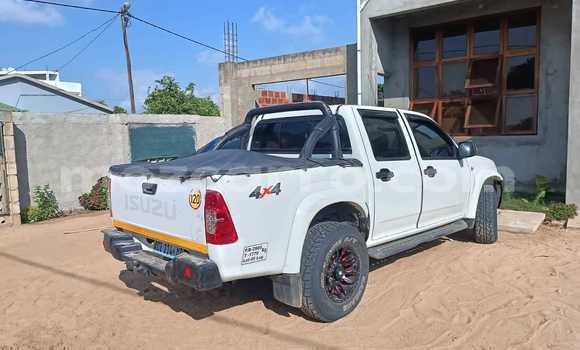 Tenga Tsaru Isuzu KB Chena Mota in Maputo in Maputo Tenga Tsaru Isuzu KB Chena Mota in Maputo in Maputo
