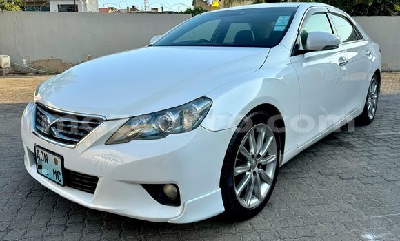 Comprar Novo Toyota Mark X Branco Carro em Maputo em Maputo Comprar Novo Toyota Mark X Branco Carro em Maputo em Maputo
