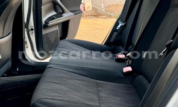 Comprar Novo Toyota Mark X Branco Carro em Maputo em Maputo Comprar Novo Toyota Mark X Branco Carro em Maputo em Maputo