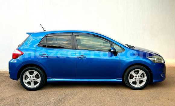 Comprar Usado Toyota Auris Azul Carro em Maputo em Maputo Comprar Usado Toyota Auris Azul Carro em Maputo em Maputo