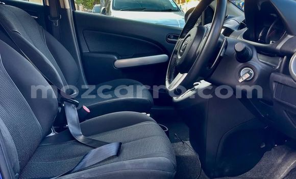 Nunua Ilio tumika Mazda Demio Bluu Gari ndani ya Maputo nchini Maputo Nunua Ilio tumika Mazda Demio Bluu Gari ndani ya Maputo nchini Maputo
