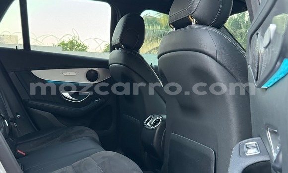 Nunua Ilio tumika Mercedes-Benz GLC 250D Fedha Gari ndani ya Maputo nchini Maputo Nunua Ilio tumika Mercedes-Benz GLC 250D Fedha Gari ndani ya Maputo nchini Maputo