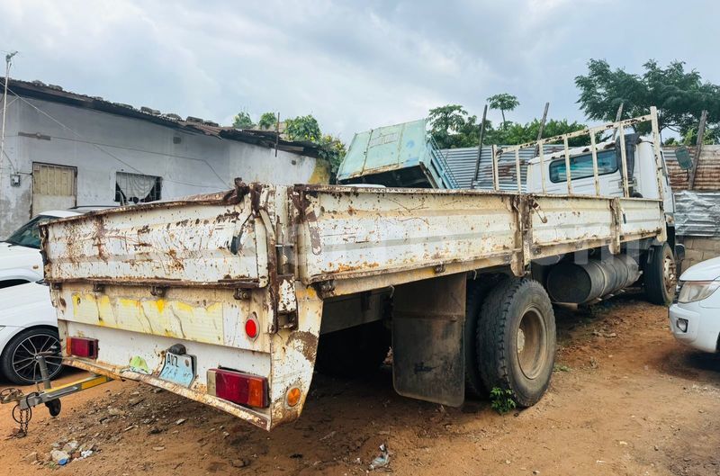 Big with watermark mercedes benz truck maputo maputo 22871