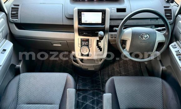 Comprar Usado Toyota Noah Preto Carro em Maputo em Maputo Comprar Usado Toyota Noah Preto Carro em Maputo em Maputo