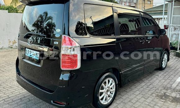 Comprar Usado Toyota Noah Preto Carro em Maputo em Maputo Comprar Usado Toyota Noah Preto Carro em Maputo em Maputo