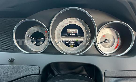 Nunua Ilio tumika Mercedes-Benz C-Classe Fedha Gari ndani ya Maputo nchini Maputo Nunua Ilio tumika Mercedes-Benz C-Classe Fedha Gari ndani ya Maputo nchini Maputo