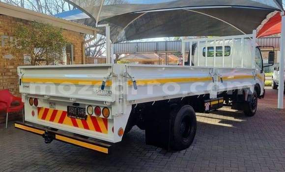 Tenga Tsaru Toyota Dyna Chena Rori in Maputo in Maputo Tenga Tsaru Toyota Dyna Chena Rori in Maputo in Maputo