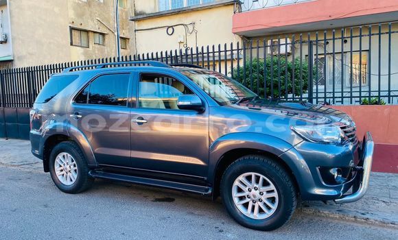 Buy Used Toyota Fortuner White Car in Maputo in Maputo Buy Used Toyota Fortuner White Car in Maputo in Maputo