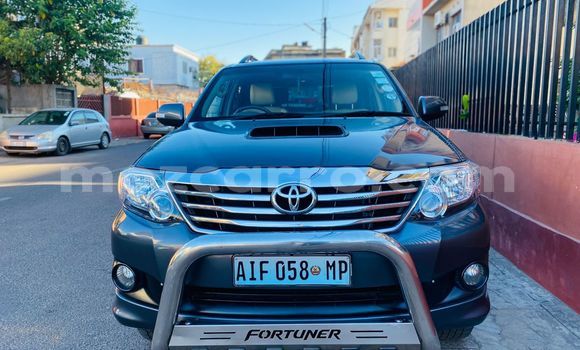 Buy Used Toyota Fortuner White Car in Maputo in Maputo Buy Used Toyota Fortuner White Car in Maputo in Maputo