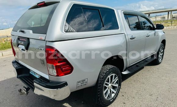 Comprar Novo Toyota Hilux Prata Carro em Maputo em Maputo Comprar Novo Toyota Hilux Prata Carro em Maputo em Maputo