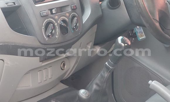 Comprar Novo Toyota Hilux Branco Carro em Maputo em Maputo Comprar Novo Toyota Hilux Branco Carro em Maputo em Maputo