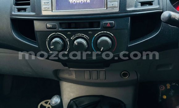 Tenga Tsaru Toyota Hilux Zvimwe Mota in Maputo in Maputo Tenga Tsaru Toyota Hilux Zvimwe Mota in Maputo in Maputo