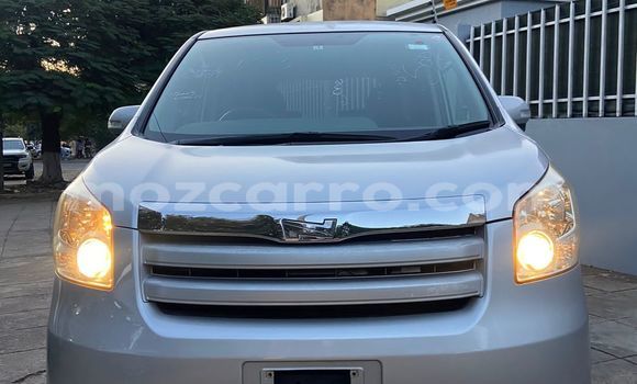 Buy New Toyota Noah Silver Car in Maputo in Maputo