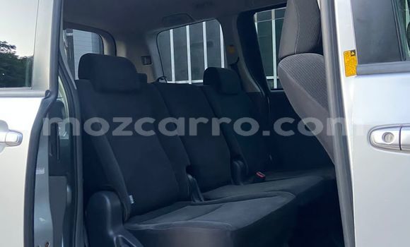 Buy New Toyota Noah Silver Car in Maputo in Maputo Buy New Toyota Noah Silver Car in Maputo in Maputo