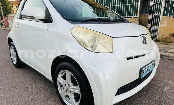 Comprar Usado Toyota iQ Branco Carro em Maputo em Maputo Comprar Usado Toyota iQ Branco Carro em Maputo em Maputo