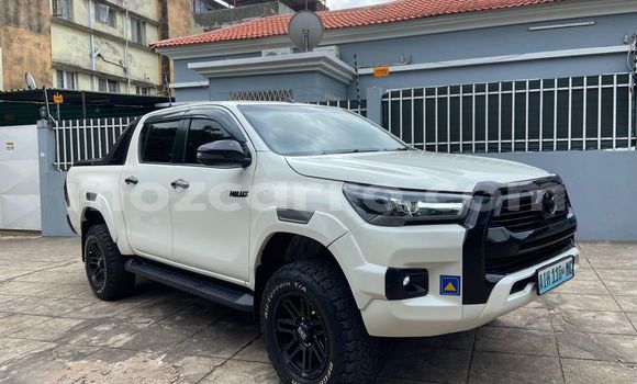 Comprar Usado Toyota Hiluxe Revo Branco Carro em Maputo em Maputo Comprar Usado Toyota Hiluxe Revo Branco Carro em Maputo em Maputo
