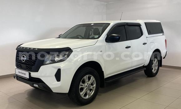Nunua Ilio tumika Nissan Navara Nyeupe Gari ndani ya Maputo nchini Maputo