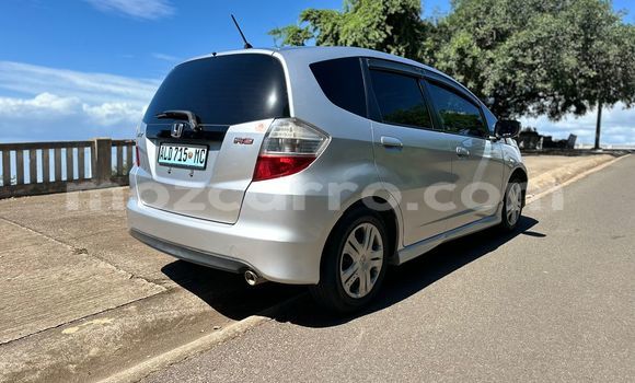 Comprar Usado Honda Fit Prata Carro em Maputo em Maputo Comprar Usado Honda Fit Prata Carro em Maputo em Maputo