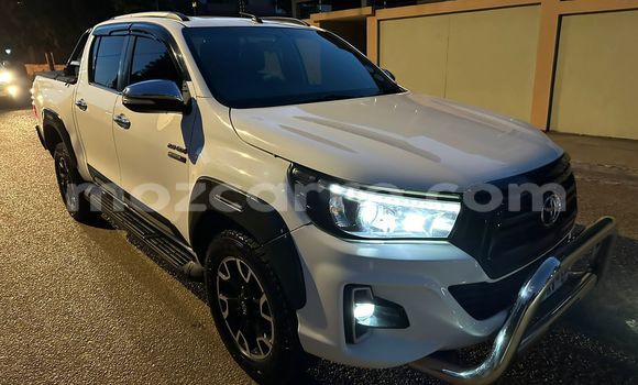 Tenga Tsaru Toyota Land Cruiser Prado Chena Mota in Maputo in Maputo Tenga Tsaru Toyota Land Cruiser Prado Chena Mota in Maputo in Maputo