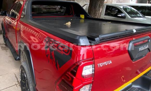 Tenga Tsaru Toyota Hiluxe Revo Tsvuku Mota in Maputo in Maputo Tenga Tsaru Toyota Hiluxe Revo Tsvuku Mota in Maputo in Maputo