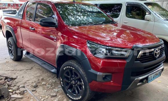 Tenga Tsaru Toyota Hiluxe Revo Tsvuku Mota in Maputo in Maputo Tenga Tsaru Toyota Hiluxe Revo Tsvuku Mota in Maputo in Maputo