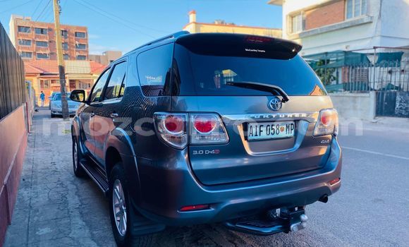 Nunua Ilio tumika Toyota Fortuner Nyingine Gari ndani ya Maputo nchini Maputo Nunua Ilio tumika Toyota Fortuner Nyingine Gari ndani ya Maputo nchini Maputo