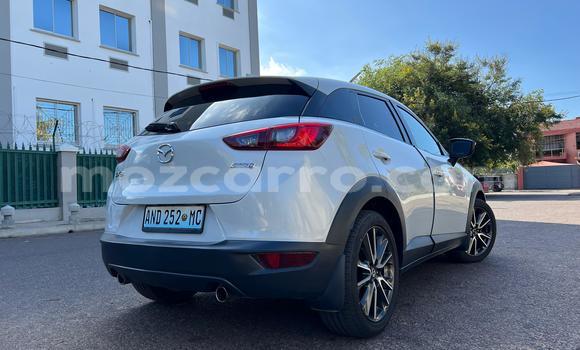 Nunua Ilio tumika Mazda CX-3 Fedha Gari ndani ya Maputo nchini Maputo Nunua Ilio tumika Mazda CX-3 Fedha Gari ndani ya Maputo nchini Maputo