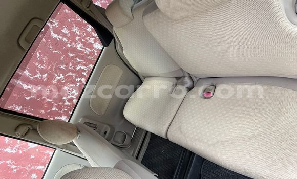 Nunua Ilio tumika Toyota Sienta Kijani Gari ndani ya Maputo nchini Maputo Nunua Ilio tumika Toyota Sienta Kijani Gari ndani ya Maputo nchini Maputo