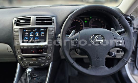 Nunua Ilio tumika Lexus IS Nyeupe Gari ndani ya Maputo nchini Maputo Nunua Ilio tumika Lexus IS Nyeupe Gari ndani ya Maputo nchini Maputo