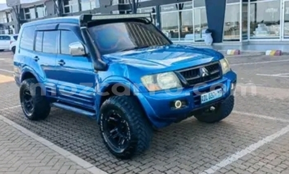 Buy Used Mitsubishi Pajero Blue Car in Maputo in Maputo Buy Used Mitsubishi Pajero Blue Car in Maputo in Maputo