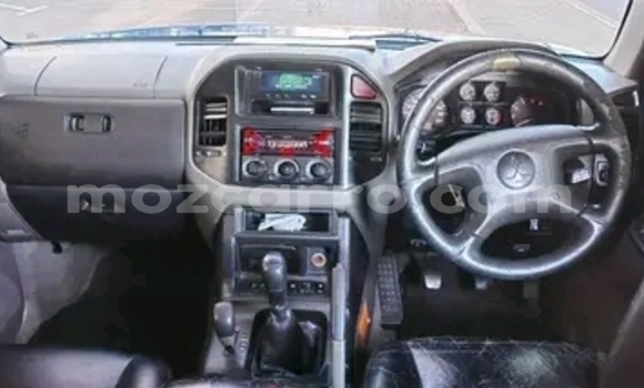 Buy Used Mitsubishi Pajero Blue Car in Maputo in Maputo Buy Used Mitsubishi Pajero Blue Car in Maputo in Maputo