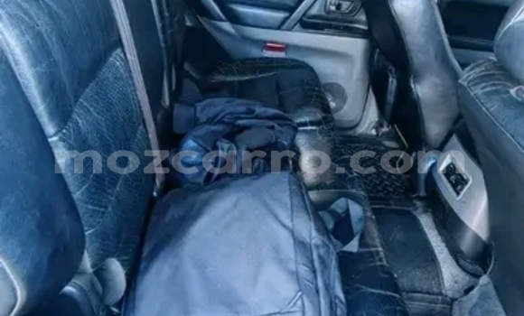 Buy Used Mitsubishi Pajero Blue Car in Maputo in Maputo Buy Used Mitsubishi Pajero Blue Car in Maputo in Maputo
