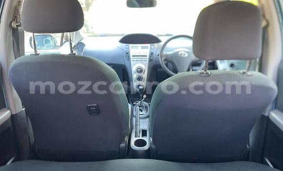 Comprar Usado Toyota Vitz Azul Carro em Maputo em Maputo Comprar Usado Toyota Vitz Azul Carro em Maputo em Maputo