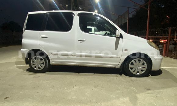 Comprar Usado Toyota FunCargo Branco Carro em Maputo em Maputo Comprar Usado Toyota FunCargo Branco Carro em Maputo em Maputo