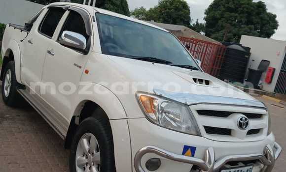 Buy Used Toyota Hilux White Car in Maputo in Maputo Buy Used Toyota Hilux White Car in Maputo in Maputo