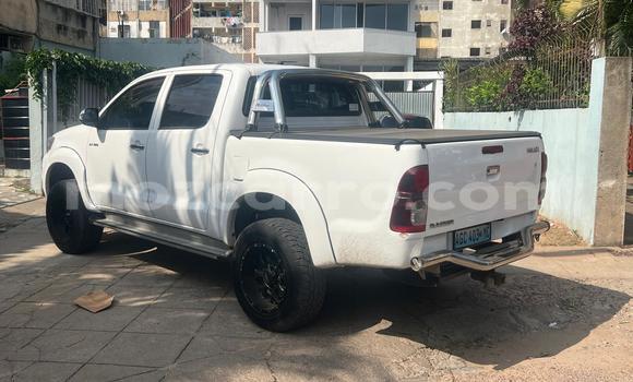 Buy Used Toyota Hilux White Car in Maputo in Maputo Buy Used Toyota Hilux White Car in Maputo in Maputo