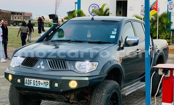 Comprar Usado Mitsubishi Triton Preto Carro em Maputo em Maputo Comprar Usado Mitsubishi Triton Preto Carro em Maputo em Maputo